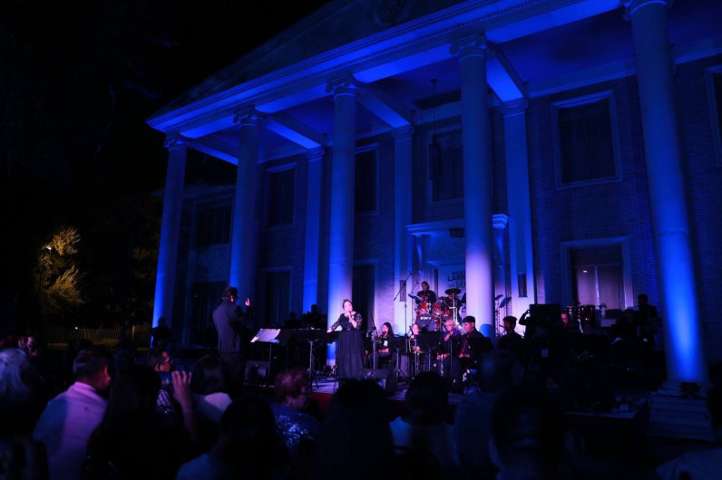 Engalana centenaria Banda de Música Municipal jardines de Casa Longoria 