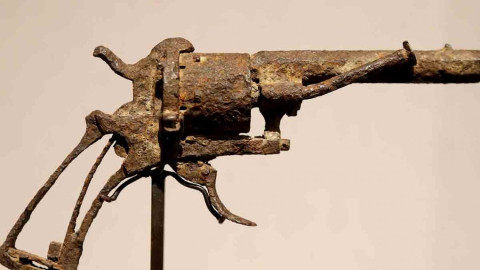 Subastan revólver con el que se habría suicidado Van Gogh por 182 mil dólares