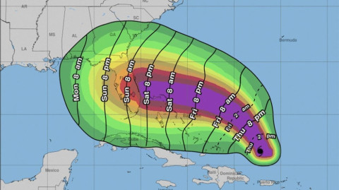 Se preparan en EU para llegada de 'Dorian'