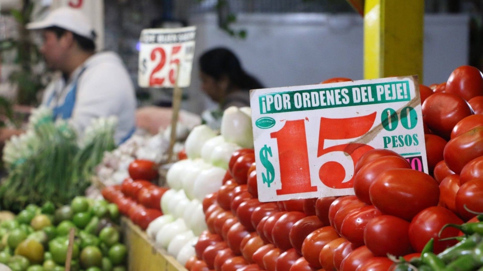 Rechaza AMLO que haya desabasto de alimentos en el país 