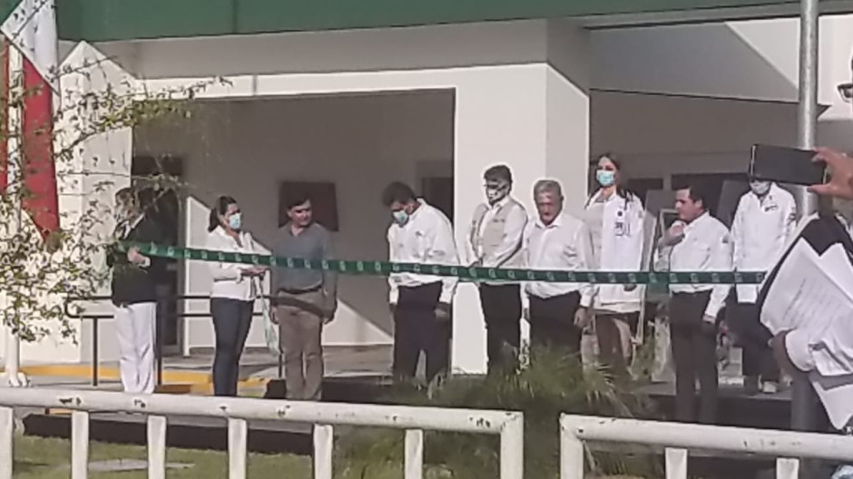 Inaugura AMLO Unidad de Medicina Familiar N°7 del IMSS