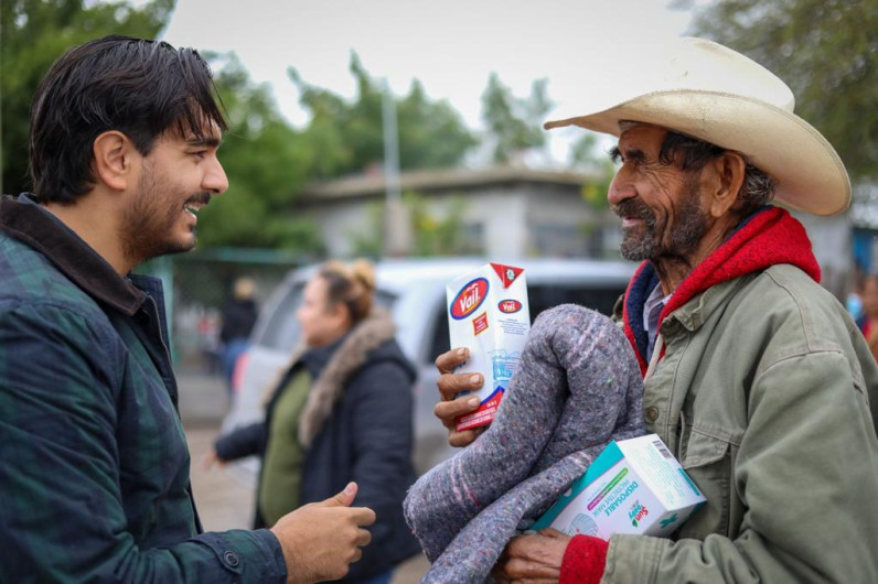 Recibieron en Colonia Popular apoyos del Gobierno de Reynosa 