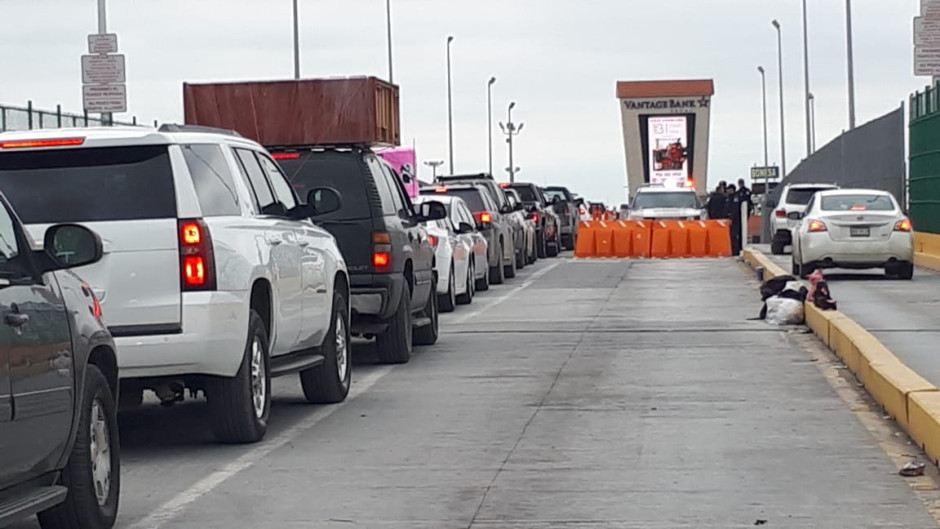 Llama Desarrollo Económico a no entrar en caos ante el supuesto cierre de Puentes Internacionales