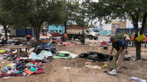 Así luce la Plaza de las Américas tras desalojo de migrantes 