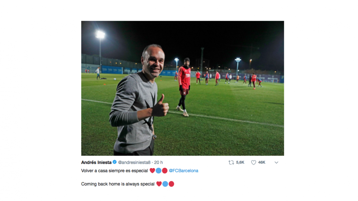 Iniesta se reencuentra con sus compañeros del Barça
