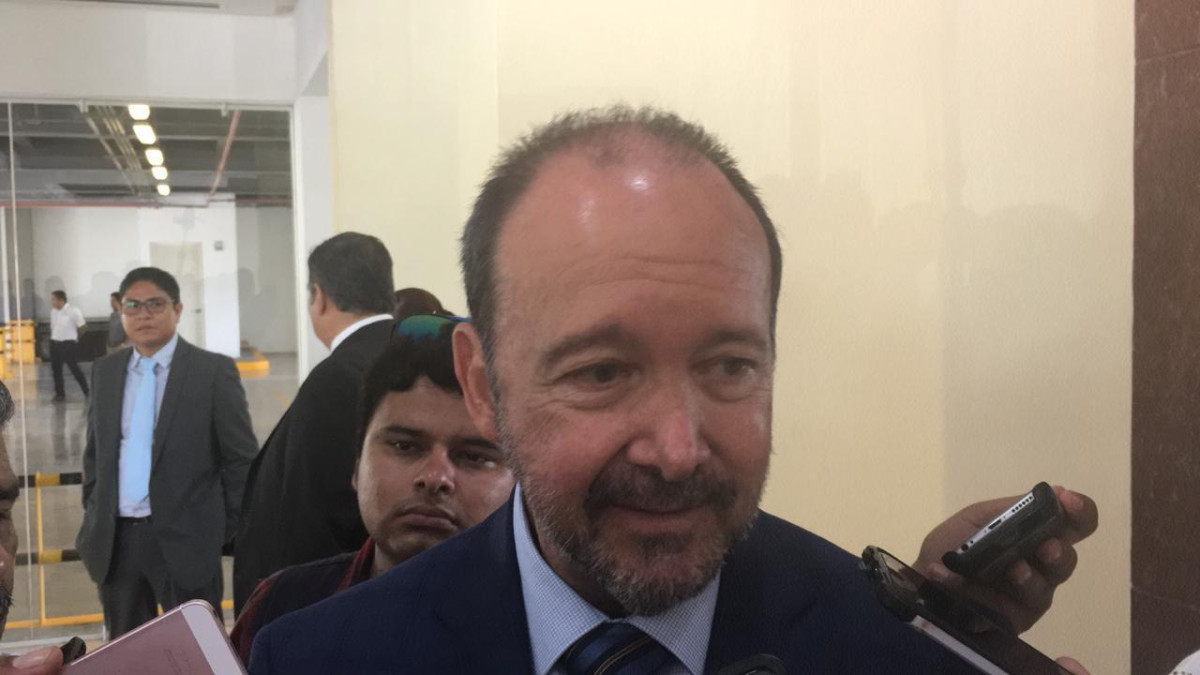 Combate a la corrupción no será rápido y no corresponde a una sola persona: López Presa