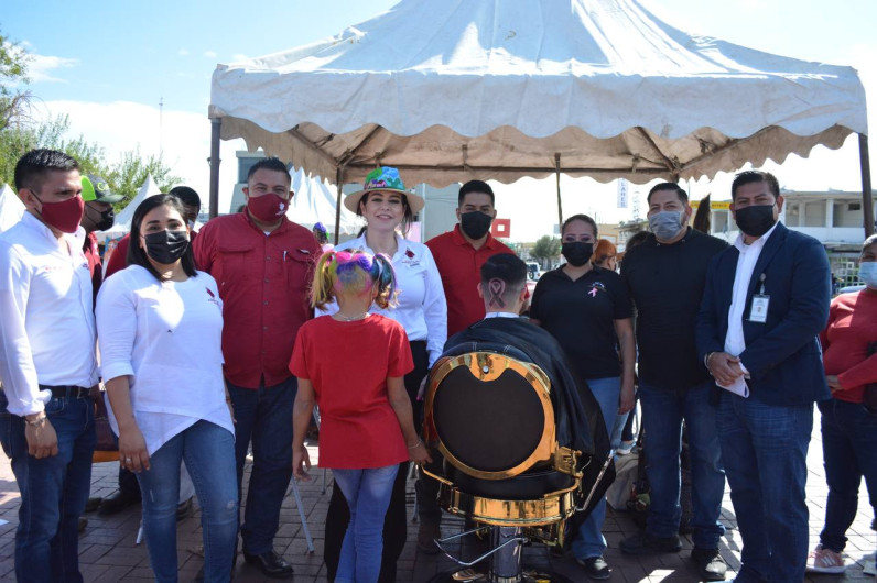 Apoya gobierno municipal a emprendedores con bazar ‘Haciendo Comunidad’