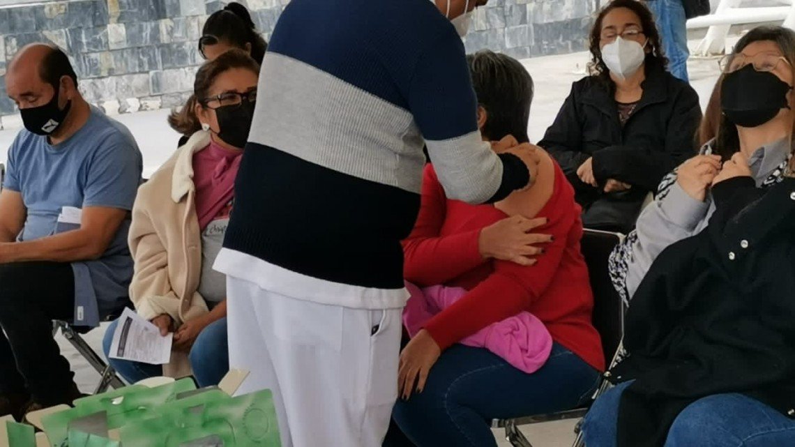 Inició vacunación de refuerzo para población de 50 a 59, 60 años y más 