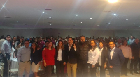 Aprovechan "parejas industriales" Matrimonios Colectivos