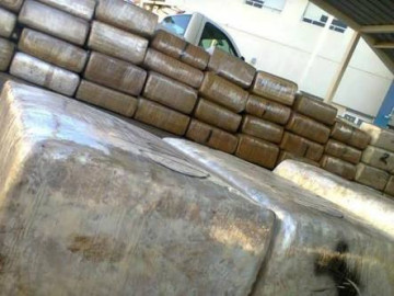 Decomisa Armada colombiana dos toneladas de cocaína pura