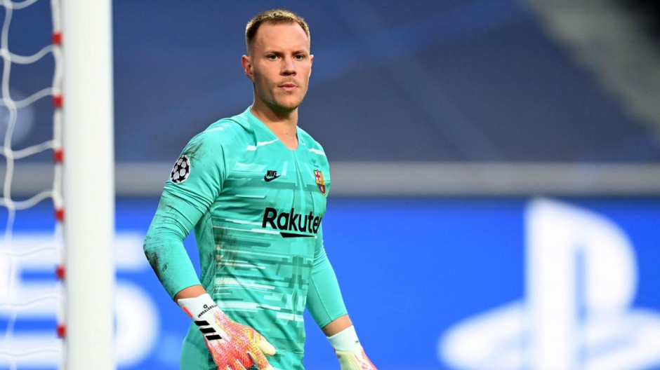 Recibe Ter Stegen el alta médica tras la operación en la rodilla