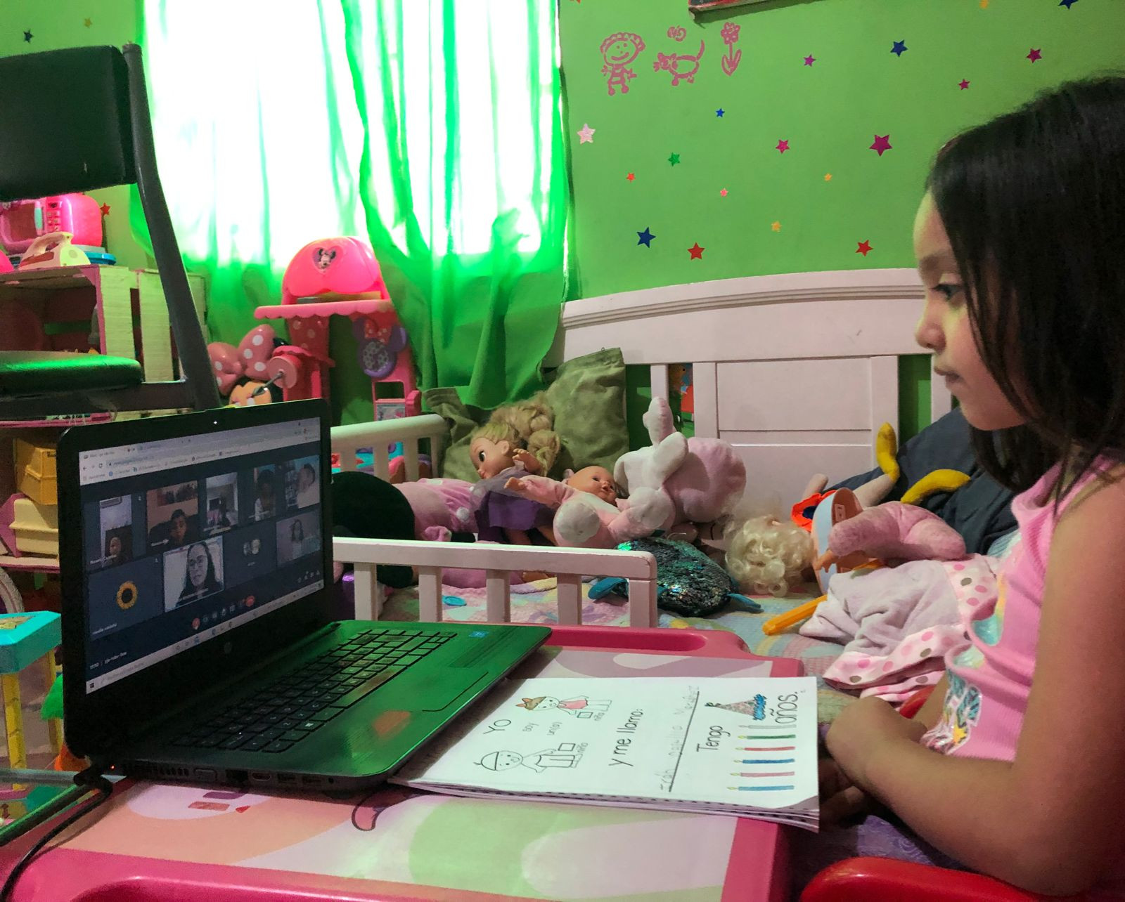 El 70 % de los estudiantes de primaria en Nuevo Laredo logran conectarse en línea para tomar sus clases 