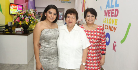 Inaugura Magdalena Peraza "The Karamell Factory"