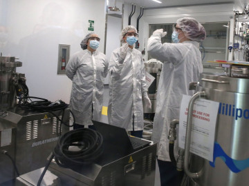 Estados Unidos acumula 590 mil decesos por COVID-19