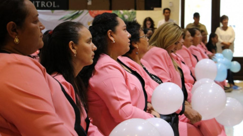 Reconoce Alcalde valor de las mujeres emprendedoras 