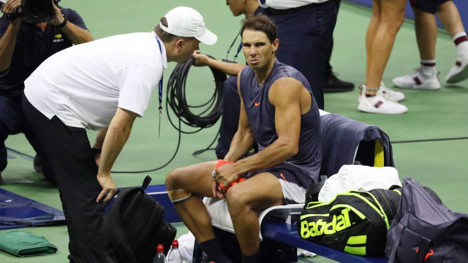 Lesión deja fuera a Nadal de la final del US Open; Del Potro avanza