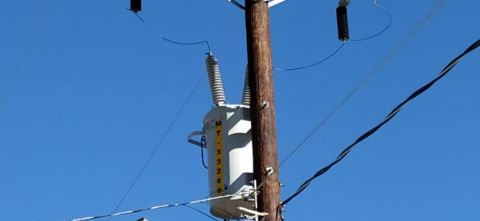Municipio entrega obra de electrificación a los habitantes del poblado La Capilla