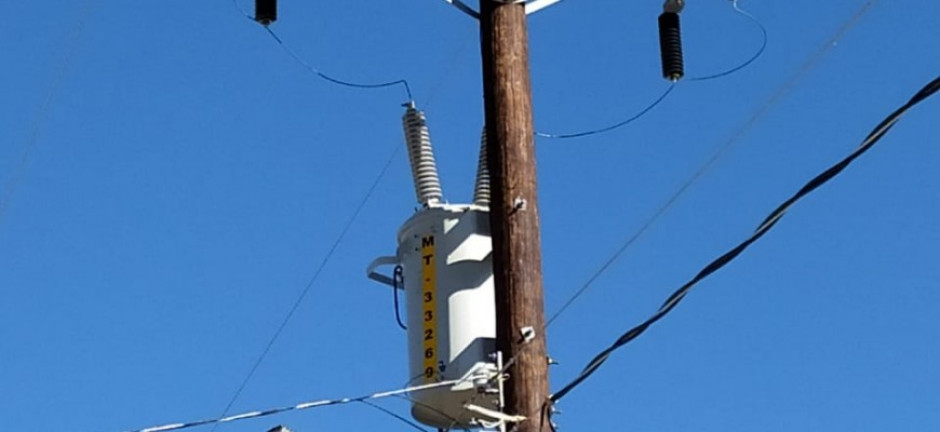 Municipio entrega obra de electrificación a los habitantes del poblado La Capilla