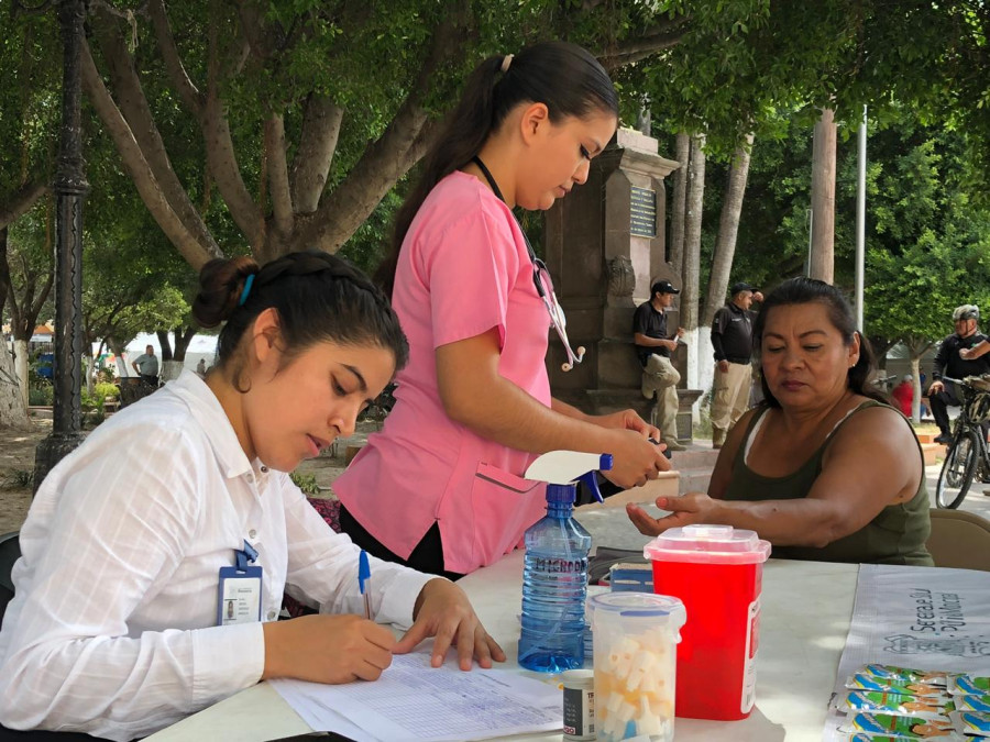 Inicia campaña de recopilación de medicamentos y prevención de enfermedades  