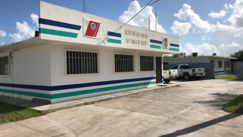 Rescata Marina a 5 pescadores de Coatzacoalcos en costas de Matamoros 