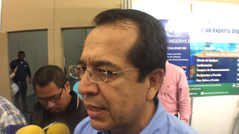 Atiende 3 tomas clandestinas PC a la semana