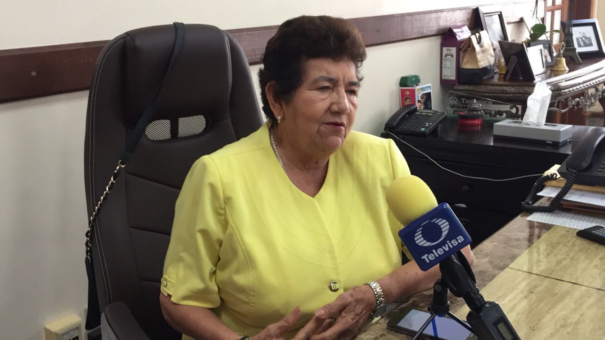 Garantiza Magda Peraza pago de aguinaldo a empleados municipales