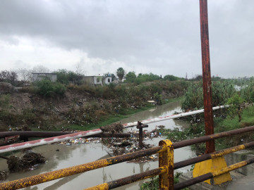 Llama Protección Civil a mantener limpios patios y calles