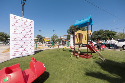 Construye Gobierno Municipal tres plazas en la colonia Nueva Era