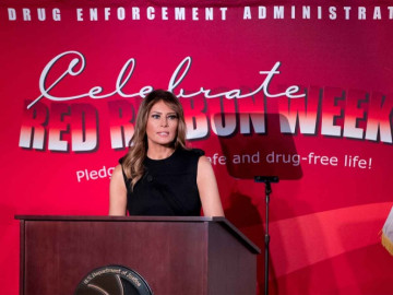 Melania Trump se pronuncia en contra de cigarrillos electrónicos
