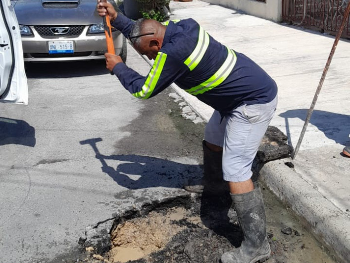 Solucionó Comapa fugas de agua potable en la colonia Aztlán