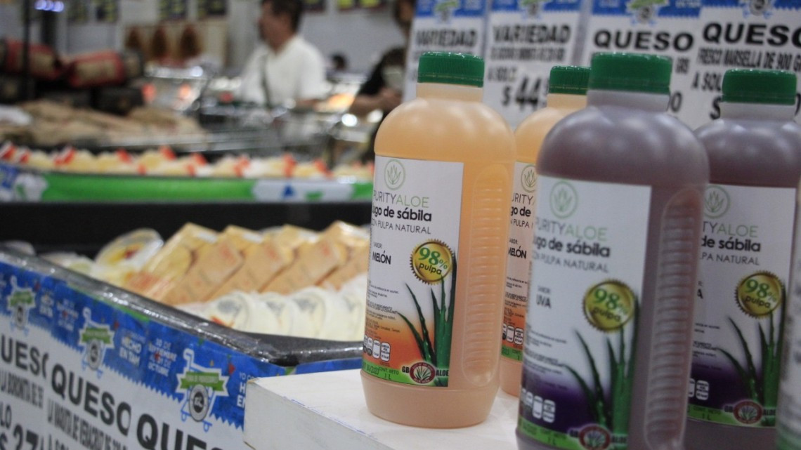 Tamaulipas firma convenio con Mercado Libre y Amazon