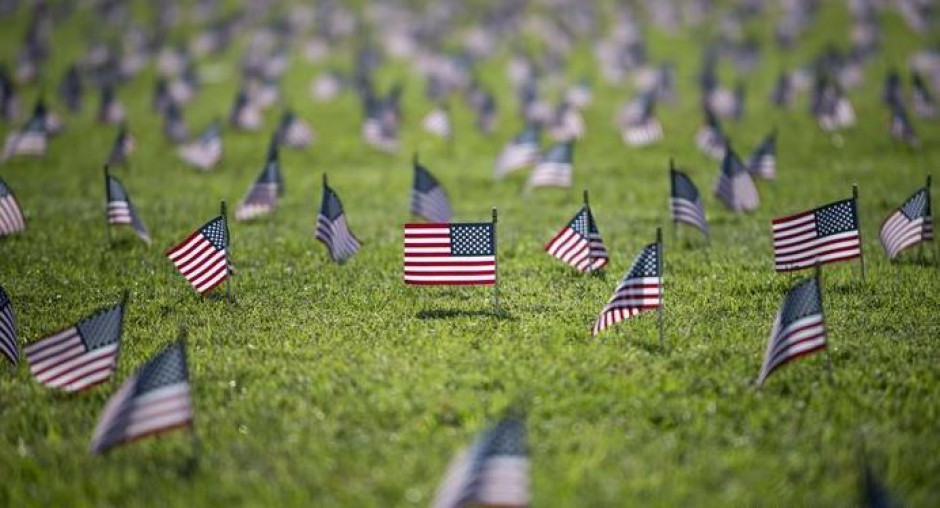 EU rompe record de muertes diarias por COVID-19 