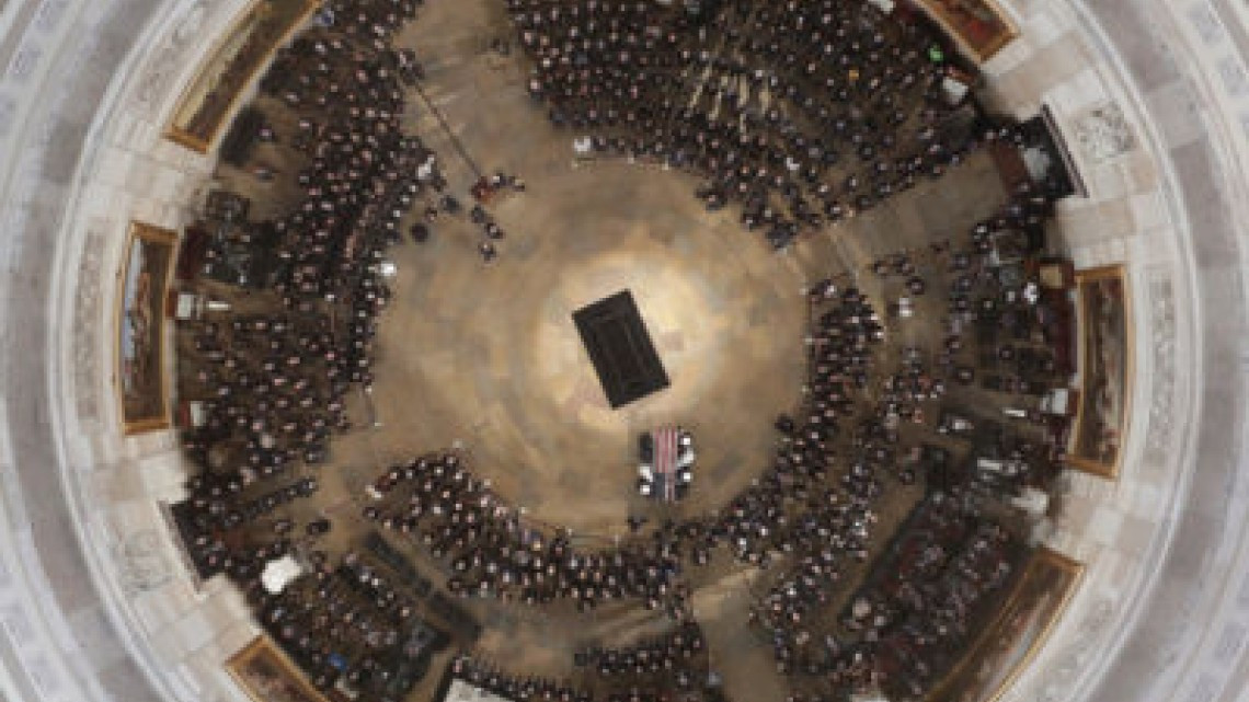 EN VIVO: Inicia ceremonia en Washington en honor a John McCain