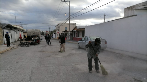Rehabilita Municipio calles y alumbrado en Jarachina Sur