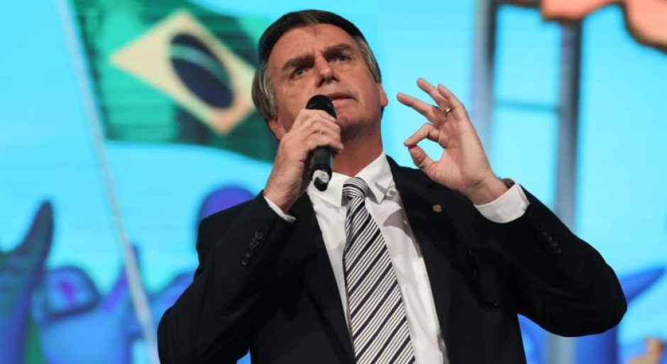 Bolsonaro retomará campaña el 12 de octubre