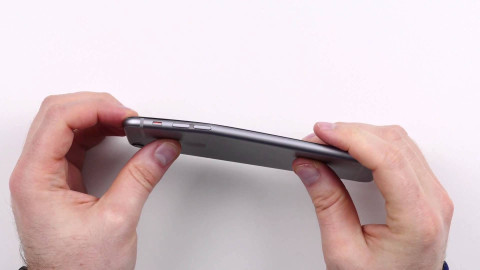 Apple tenía conocimiento de las deformaciones del iPhone 6