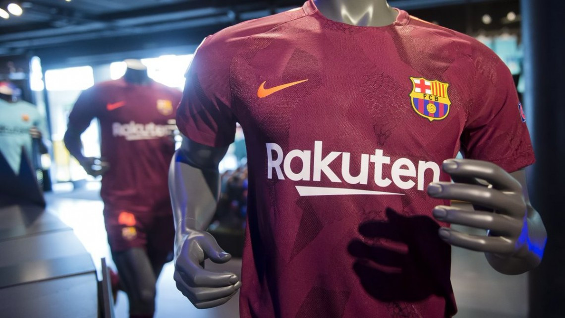 Barcelona presenta espectacular tercer uniforme