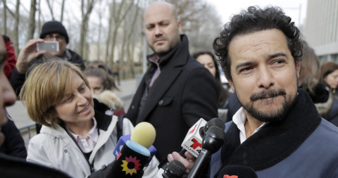 Actor que interpreta a "El Chapo" acude a juicio para conocer a Guzmán Loera en persona