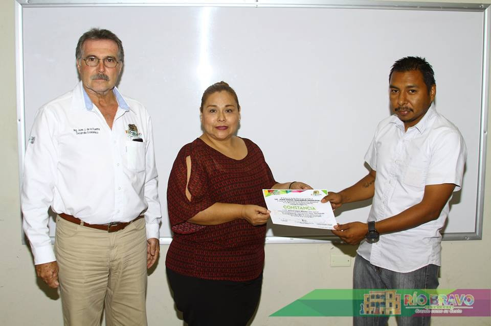 Termina curso de computación