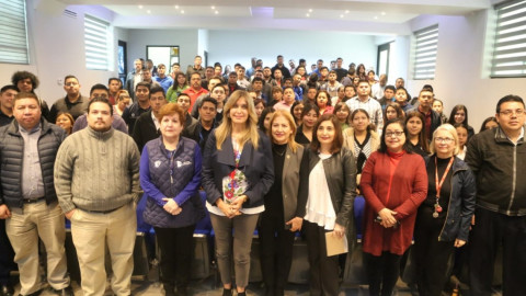 Reconocen a estudiantes del ITR