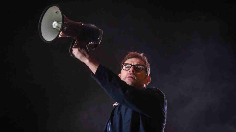 Blur toca “Ella Baila Sola” de Peso Pluma en el Corona Capital 