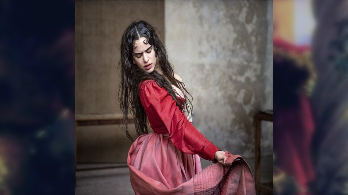 Emma Waston, Kristen Stewart y Rosalía, entre las estrellas del Calendario Pirelli 2020