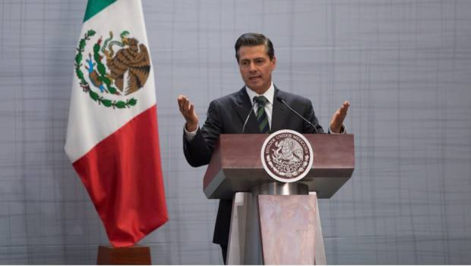 Convocan a conferencia en Los Pinos; anunciarían renuncia de Meade