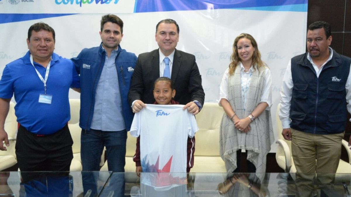 Entrega Gobierno de Tamaulipas uniformes deportivos