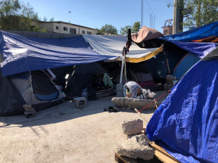 Construirán barda en Casa del  Indigente para frenar campamentos migrantes 