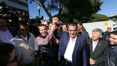 Se registra Jaime Rodríguez "El Bronco" como aspirante a candidato independiente