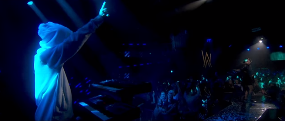 Alan Walker lanza "Live Performance" de Faded