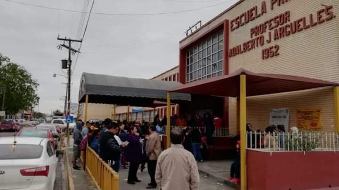 Muere maestro frente a sus alumnos en la escuela Argüelles