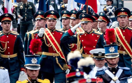 Califica EU de 'extraña' invitación de México a tropas rusas