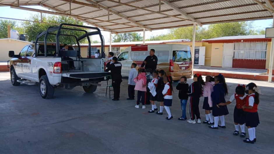  Capacita Guardia Estatal a menores de edad sobre riesgos del ciberbullying y el acoso escolar